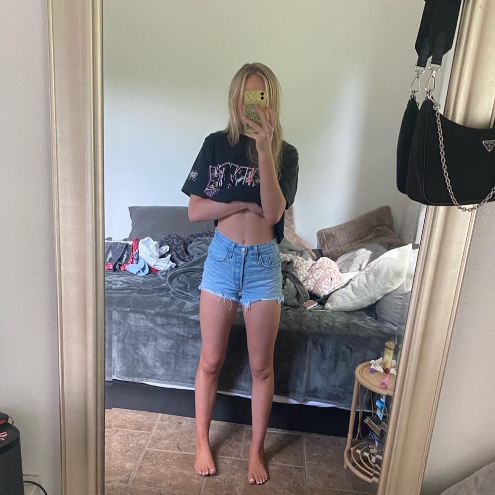 Levi’s 501 jean shorts